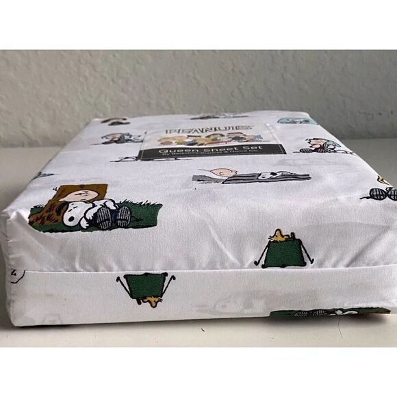 Peanuts Snoopy Woodstock Charlie Brown Linus Sally QUEEN Size Soft Sheet Set NEW - Picture 13 of 14